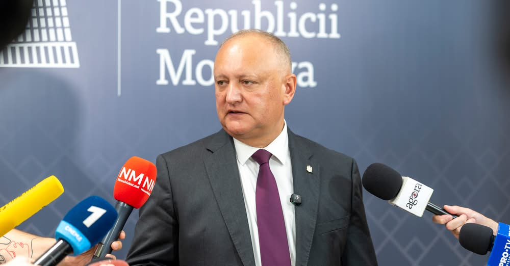 Am răspuns la întrebările portalului Tribuna.

Am discutat despre ultimele evoluții politice din țară, despre alegerile anticipate ca soluție pentru depășirea crizei actuale și despre principiul care …