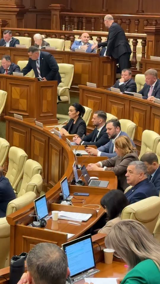 Astăzi, Partidul Nostru face un pas pe care mulți l-au promis în campania electorală, indiferent din ce partid fac parte.

Venim cu un anunț pe care sunt sigură că îl așteaptă mulți cetățeni, mai ales…