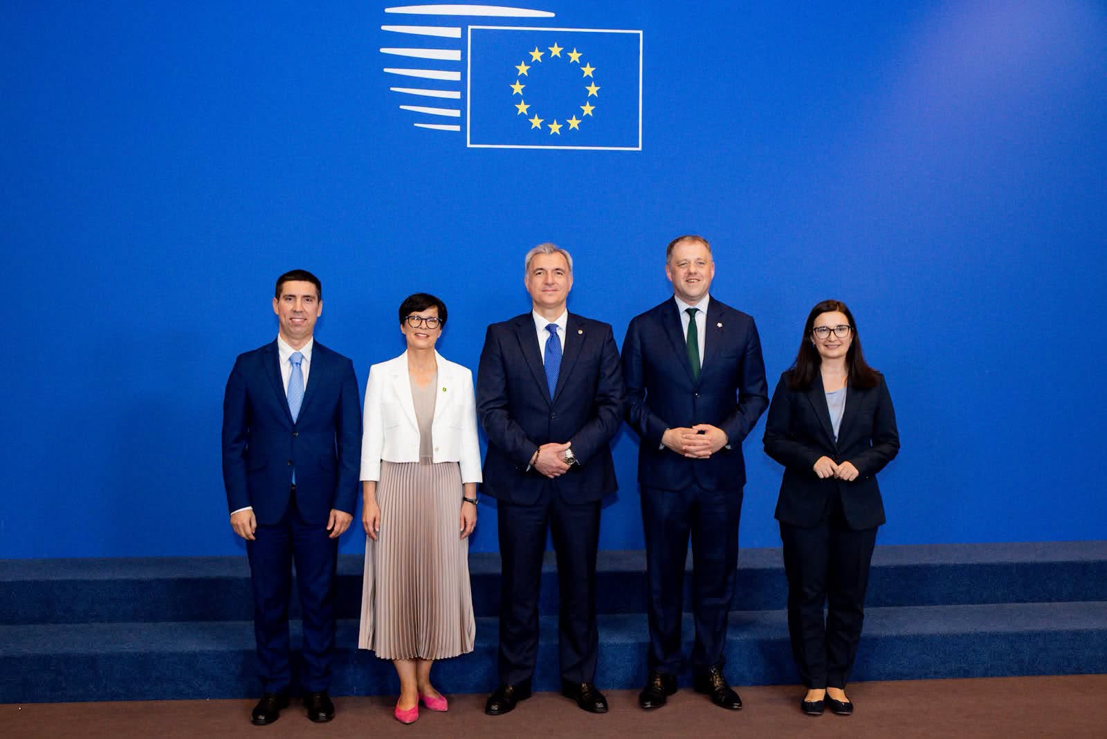 Încă un pas înainte pe drumul european al Republicii Moldova – astăzi am deschis oficial negocierile pentru Clusterul 6 „Relații Externe”. Este o nouă confirmare că reformele pe care le facem acasă da…