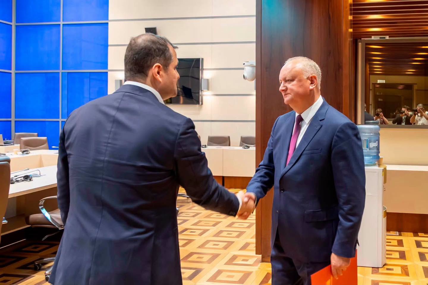 Fracțiunea socialiștilor а participat astăzi la consultări cu candidatul desemnat la funcția de prim-ministru, Vasile Tofan. În cadrul întâlnirii, am adresat o serie de întrebări privind prioritățile …