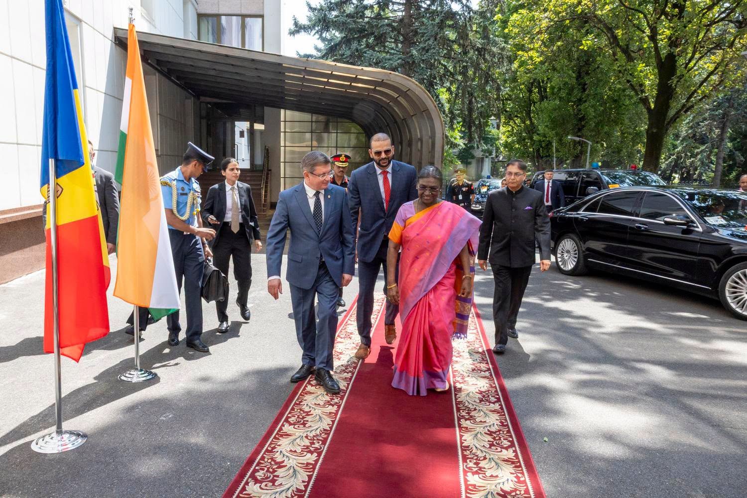 India este cea mai mare democrație a lumii, iar Republica Moldova este o democrație tânără, aflată într-o regiune complicată, dar care își croiește cu încredere drumul, își dezvoltă parteneriate și se…