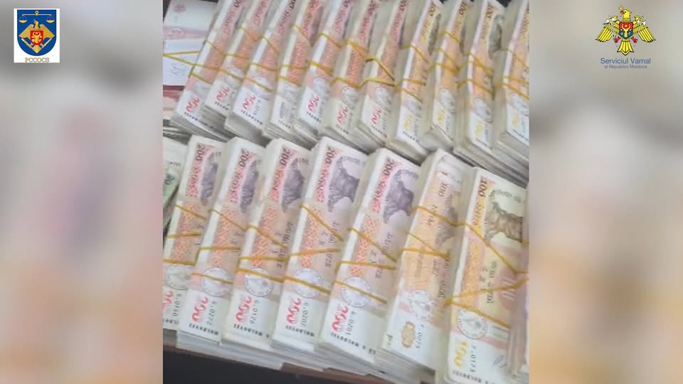 Percheziții/Mașini de peste 17.000.000 lei, importate fraudulos din SUA în stânga Nistrului a Moldovei (scutiți de taxe). În realitate, acestea erau destinate clienților din Ucraina

CC: Serviciul Va…