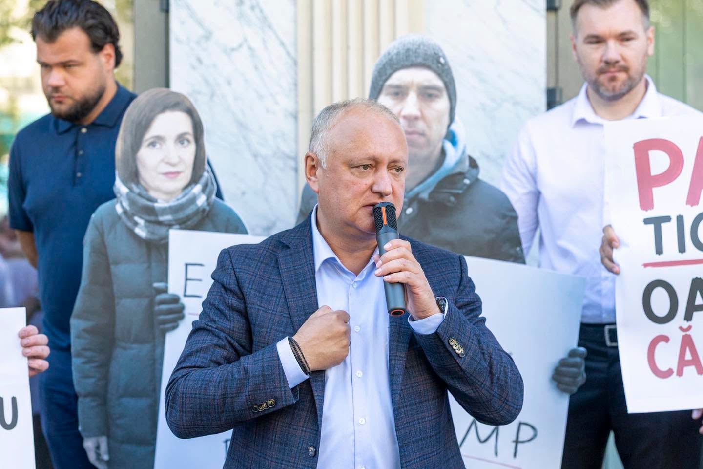 Am luat cuvântul în cadrul acțiunii comune de protest a partidelor de opoziție, desfășurate în fața sediului ANRE.

Am îndemnat toate forțele politice care se opun actualei guvernări să se unească. Pr…