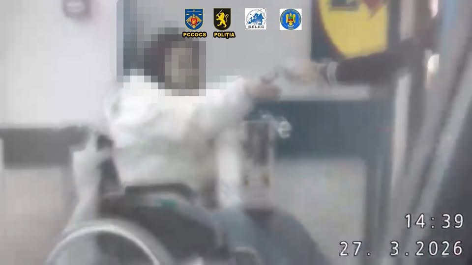 Adoptată ilegal și impusă să cerșească în alte țări

 Părinții adoptivi și o doctoriță – învinuiți de procurorii PCCOCS de #trafic de #copii

Amănunte – în comentariu