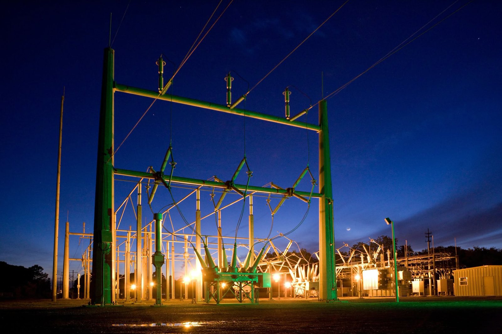 Ieri am făcut un apel la solidaritate și vreau să le mulțumesc tuturor celor care au redus consumul de energie electrică în orele de vârf. Fiecare gest a contat.

Totuși, dacă privim întreaga zi, cons…