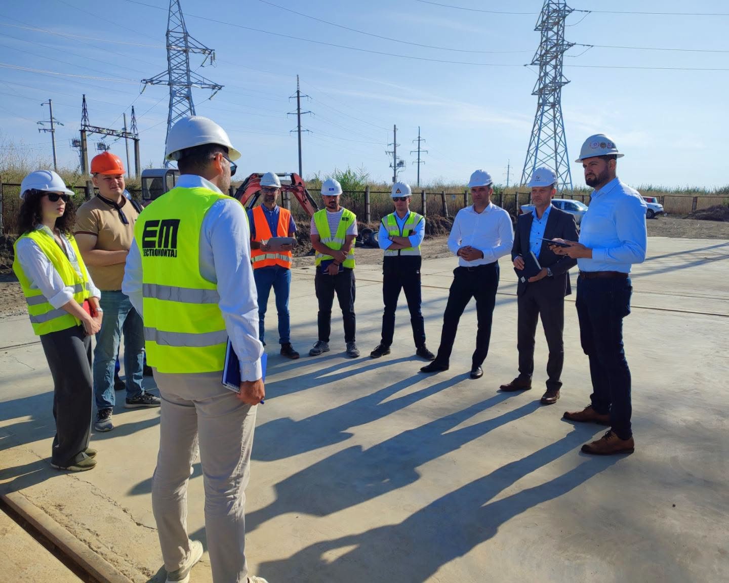 Împreună cu colegii de la UCIPE – Unitatea de Implementare a Proiectelor în Energetică  (UCIPE) și Moldelectrica  am organizat în această dimineață o ședință de lucru la Stația Electrică Chișinău, pen…