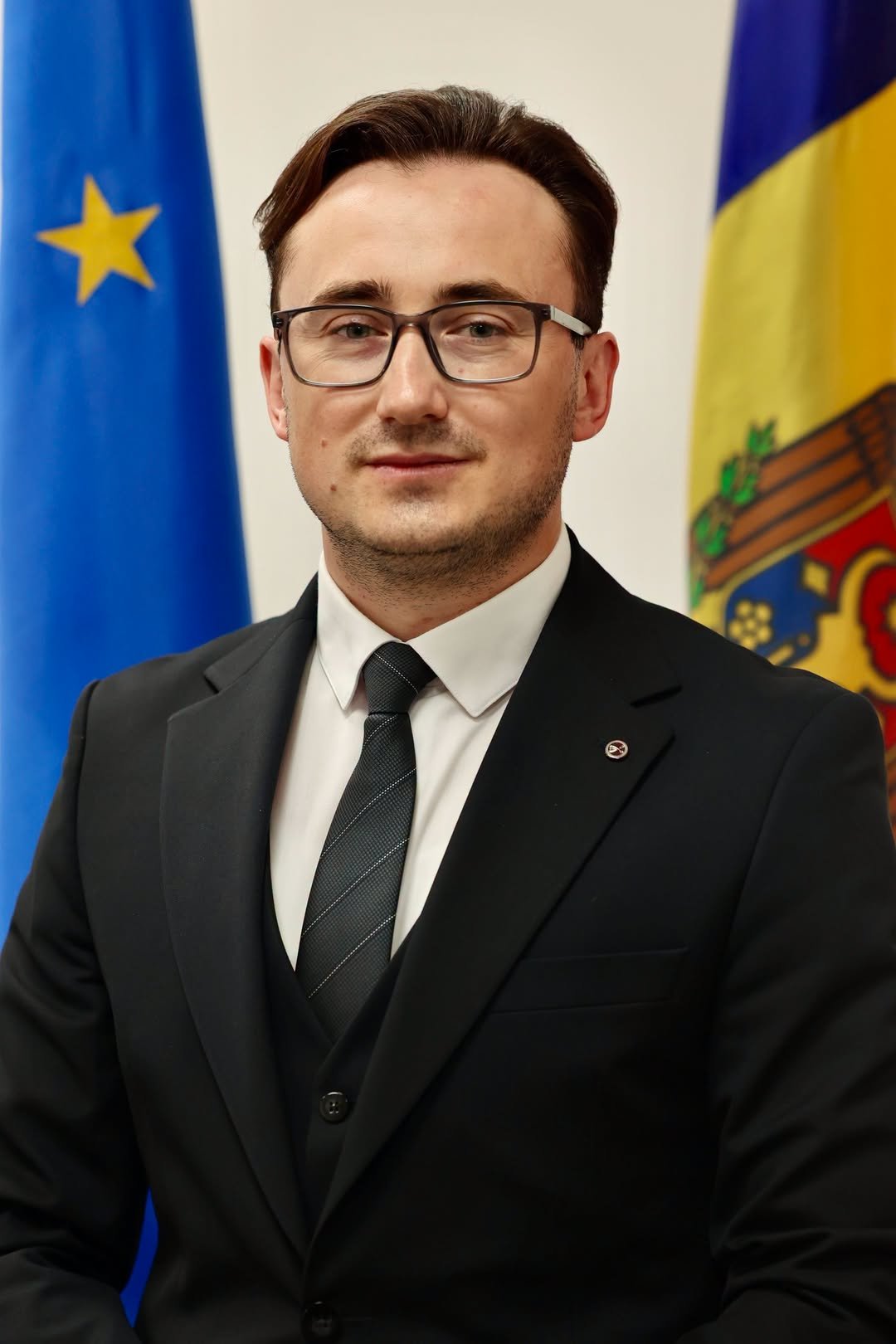 Reformele pentru integrarea Republicii Moldova în piața energetică europeană vor beneficia de o coordonare consolidată la nivelul Ministerului Energiei. Ion Andronic a fost numit în funcția de secreta…