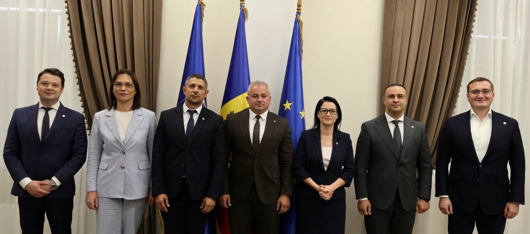 CNA, PG, MJ, MAI, MS, MMPS și SV au semnat ordinul interinstituțional pentru prevenirea și combaterea torturii, tratamentelor inumane și degradante

Centrul Național Anticorupție (CNA), Procuratura Ge…