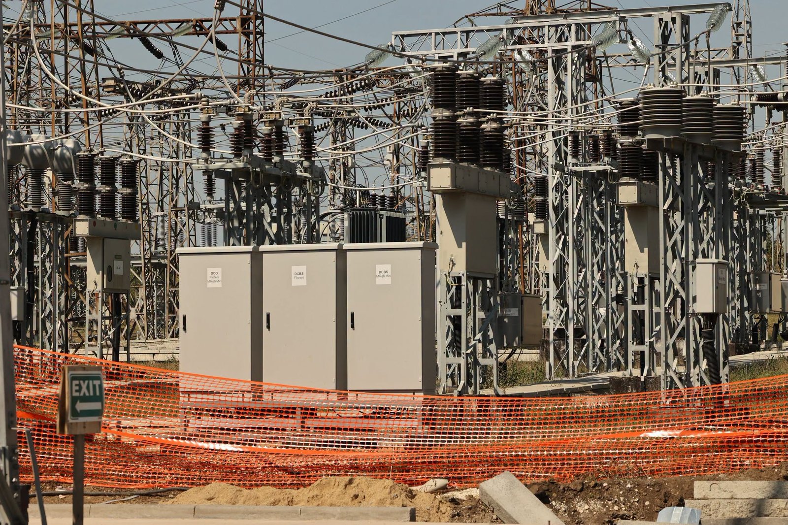 Am anunțat anterior că voi monitoriza cu strictețe evoluția lucrărilor la proiectul Liniei Independenței Energetice Vulcănești–Chișinău.

În cadrul vizitei de astăzi la Stația Electrică Chișinău, part…
