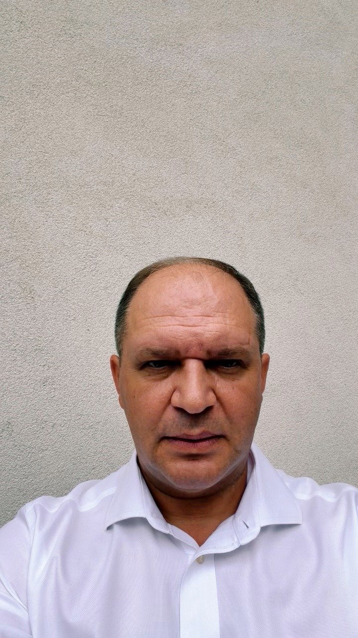 Dragi chi\u0219in\u0103uieni,\nV\u0103 mul\u021bumesc din suflet pentru mesajele de sus\u021binere \u0219i g\u00e2ndurile bune.\n\nChiar dac\u0103, la recomandarea medicilor, urmeaz\u0103 o perioad\u0…
