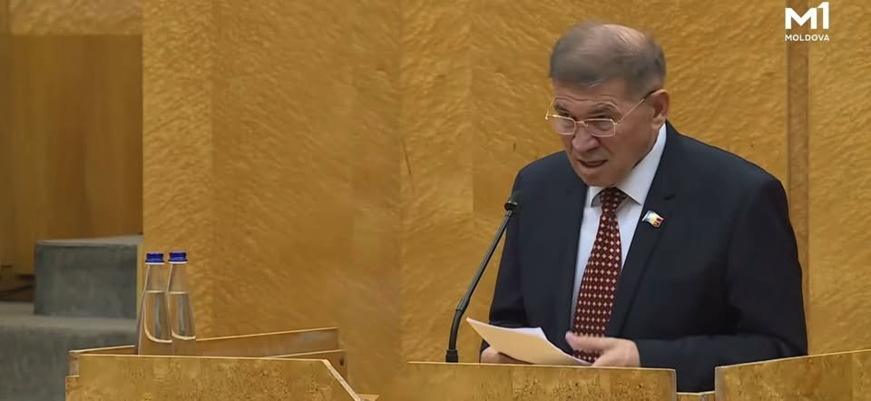 Discursul deputatului Mihail Druță, semnatar al Declarației de Independență a Republicii Moldova, la ședința solemnă în cinstea Parlamentului Independenței