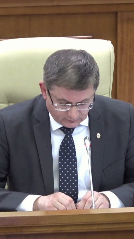 La ședința de astăzi a Parlamentului am anunțat că deputatul Alexandru Verșinin a fost lipsit de funcța de președinte a Delegației Uniunii Interparlamentare. Decizia a fost luată în urma comportamentu…