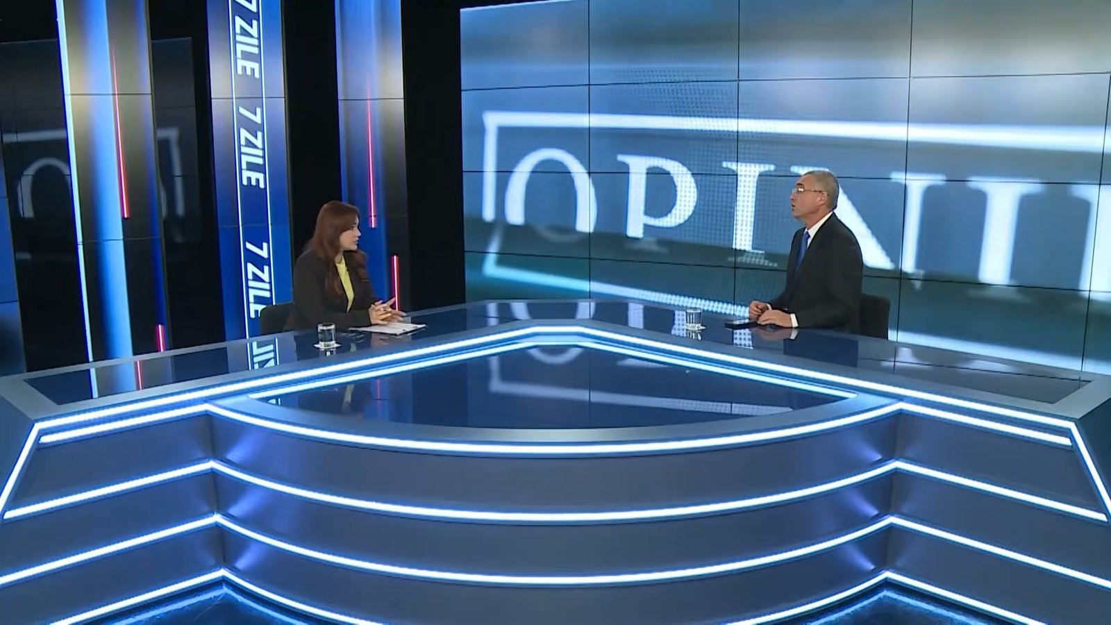 Renato Usat\u00eei: Peste 40 de miliarde de euro fura\u021bi prin call-center-e?”},”is_text_only_story”:false,”id”:”UzpfSTYxNTc2MjEwNTkzNDc2OjEyMjE5MjE0MTQwMjg3MzY4NjoxMjIxOTIxNDE0MDI4NzM2ODY=”},”__mo…