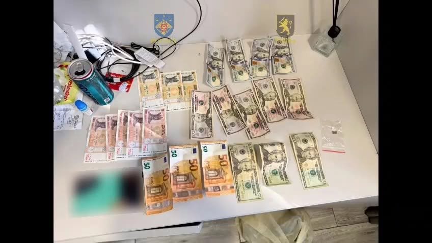 3 învinuiți în dosarul vânzării fictive a tractoarelor și mașinilor de 6.000.000 lei – trimiși în judecată de procurorii PCCOCS. Amănunte – în comentarii