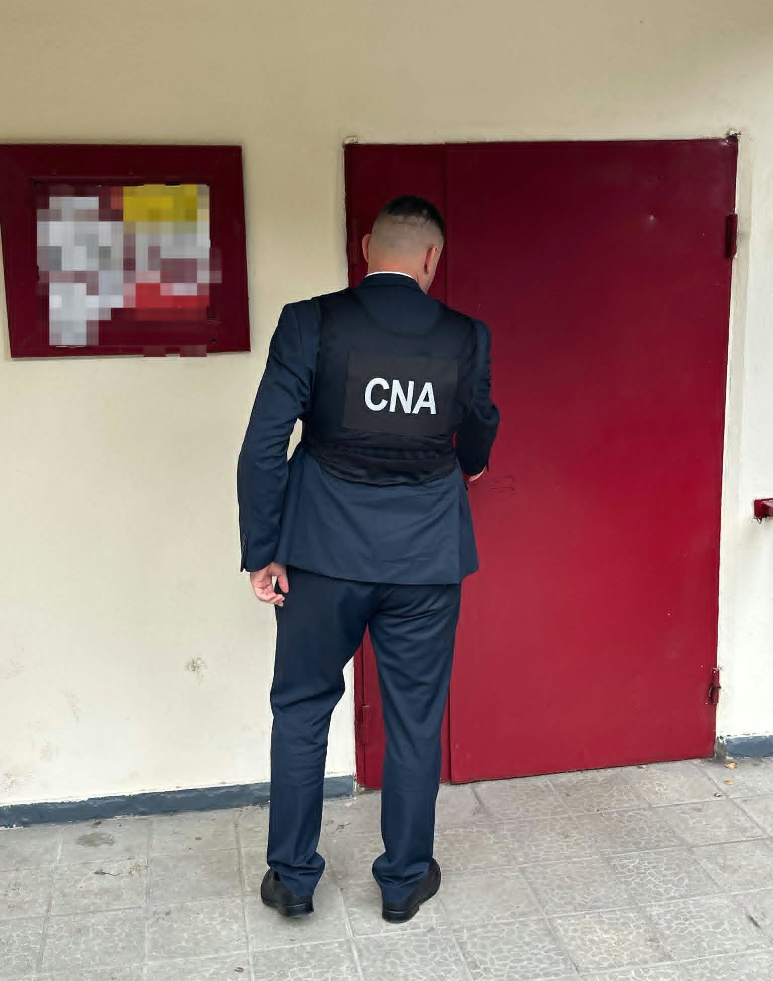Permis de conducere contra 1 500 de euro. Directorul unei școli auto din Chișinău și un intermediar, reținuți de CNA și PA, într-un dosar de trafic de influență

Potrivit anchetei, bănuiții ar fi pret…